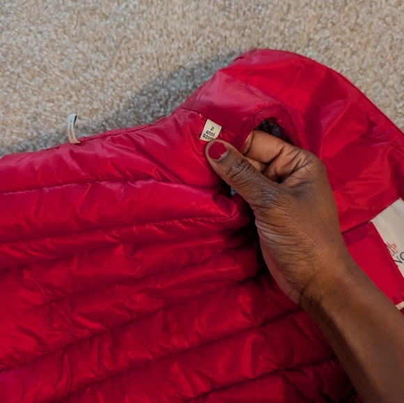 2T Moncler Vest - Picture 3 of 3